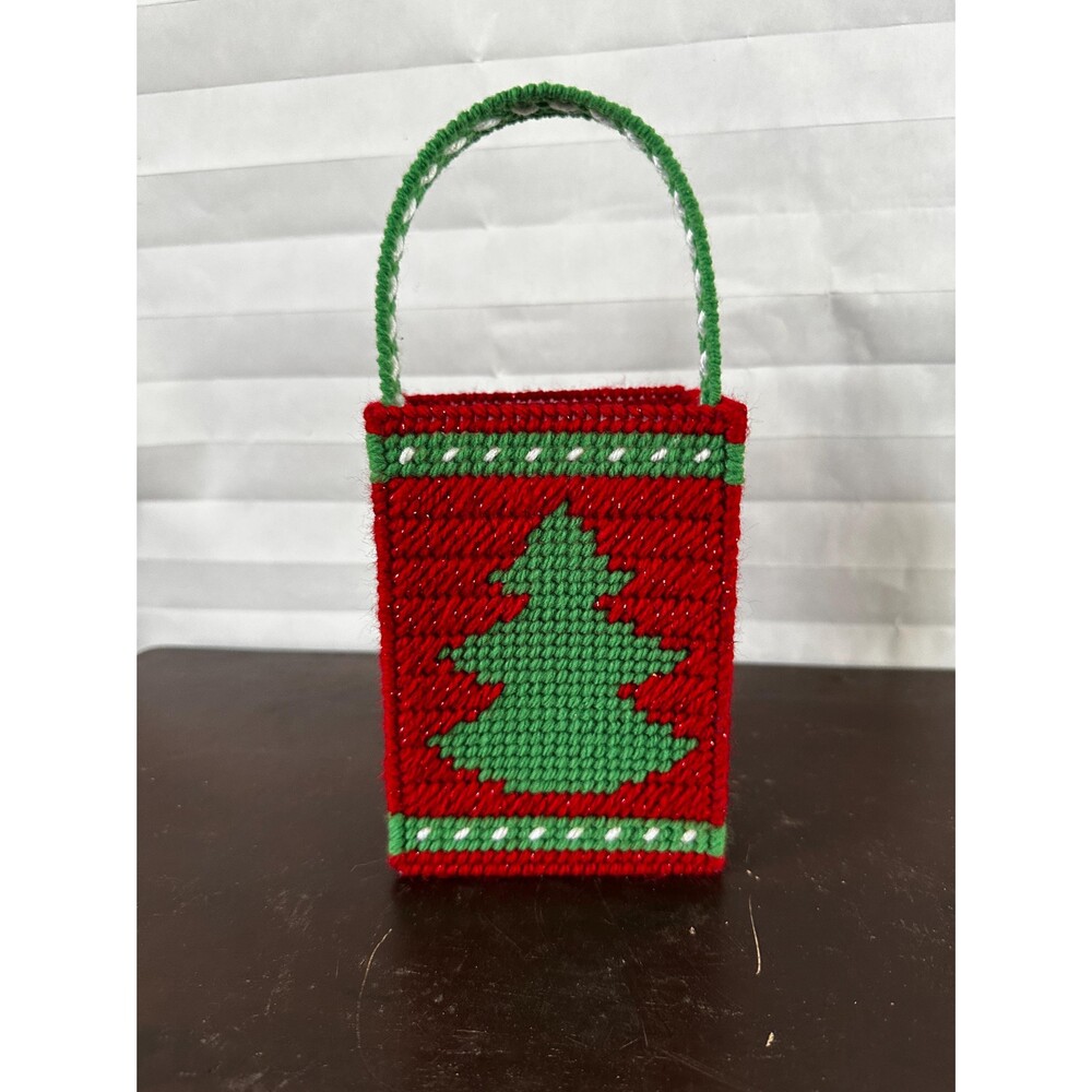 Handmade Christmas Tote – Plastic Canvas Festive Gift Holder  Reusable Christmas
